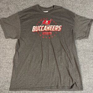 NFL‎ Tampa Bay Buccaneers Gray Shirt